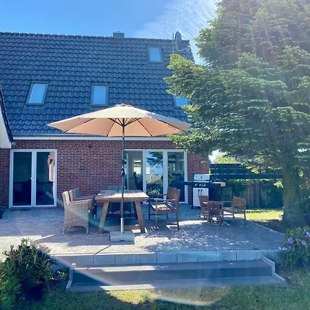 Haus Deichglueck * Dornum